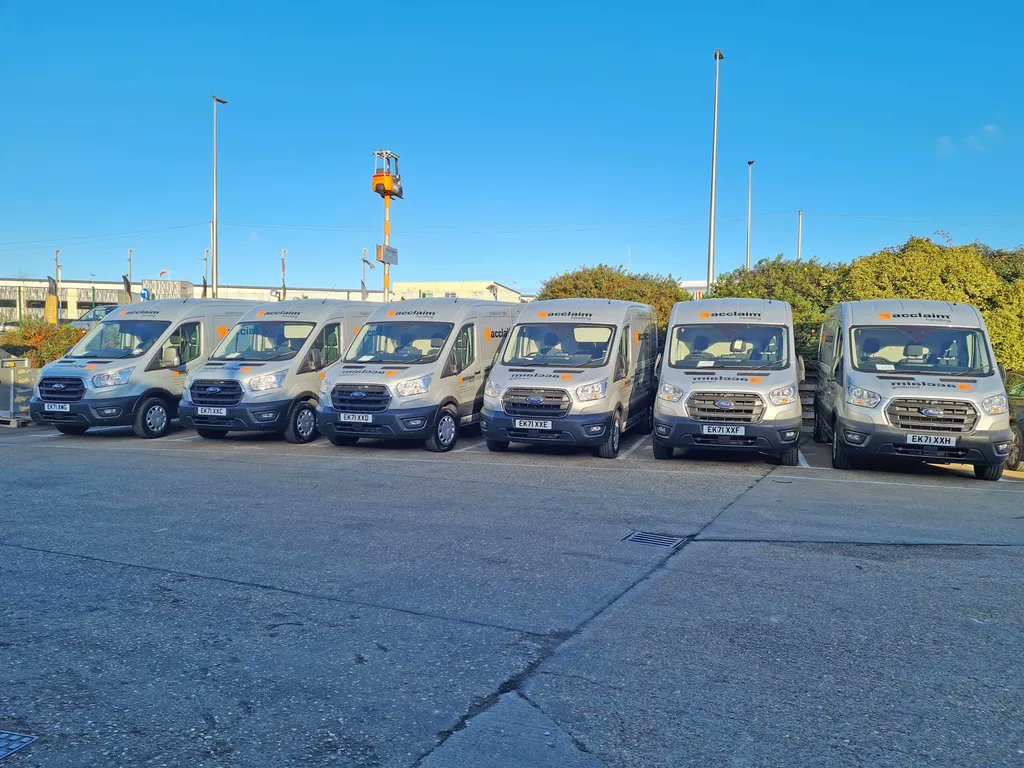 AcclaimHandling's tweet photo. Six brand new @forduk vans ready to go out with our mobile engineers โ
Special thanks to @JoyceDesignLtd for the amazing job they have done wrapping all of them ๐
#acclaimhandling #liftruck #ford #joycedesign #WednesdayThoughts #wednesdaymorning https://t.co/eDuUs2zesH