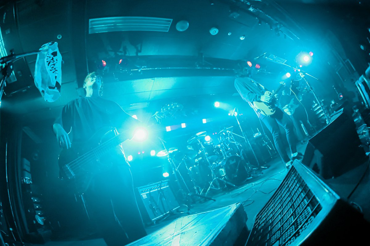 narwhal_ikkaku's tweet photo. Narwhal live 11/20 梅田Zeela "エモーショ鳴ル -Reunion-"
Thank you!

①SONAR
②奏者ノ忘レモノ
③光芒の残滓
④Shambhala
⑤16×9のピエロ
⑥風吹く0時

Photo by キッシー(@kissy4242 )

Next → 12/13 アメリカ村BEYOND https://t.co/RbOCj0MOcR