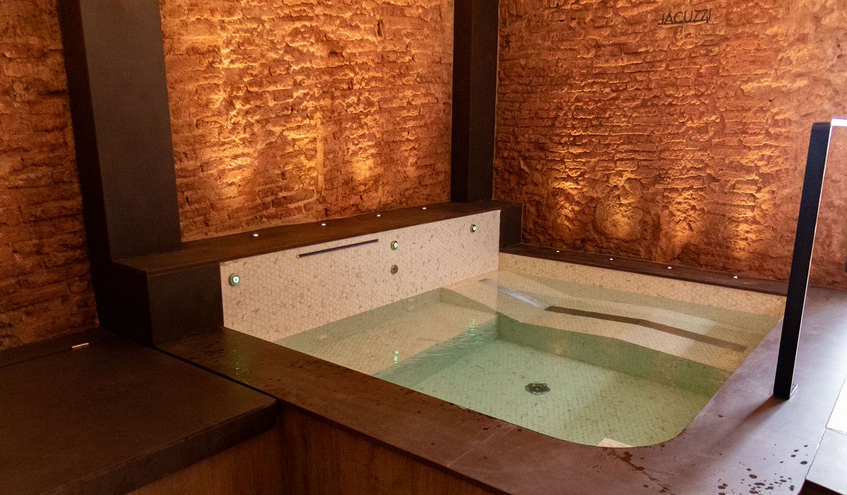 Amb ganes de desconnectar uns dies? S'apropa el Pont de desembre i tenim una PROMOCIÓ que t'encantarà! 👇
> Reserva 3 nits i et regalem un circuit d'aigües a l'Espai Benestar ⛲
-- savoga.com --

*Vàlid per a les nits dels dies 4, 5, 6, 7 i 8 de desembre.