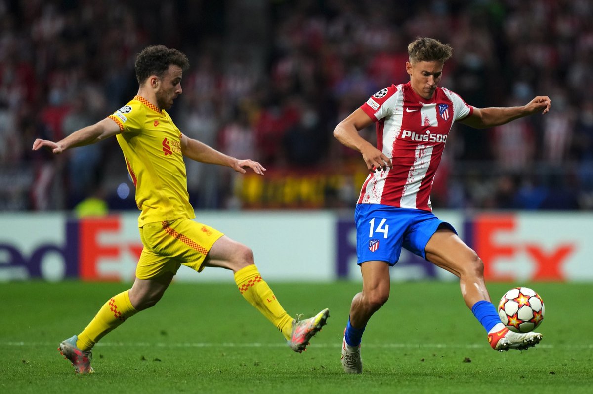 Offsider_ES's tweet photo. 🎁 ¡REGALAMOS UNA CAMISETA DEL ATLÉTICO DE MADRID!

Si esta noche gana el @Atleti con gol de Marcos Llorente, regalamos su camiseta entre todos los que den RT y nos sigan 

¡Mucha suerte! 🍀🤞 https://t.co/xYcg5MPdY6