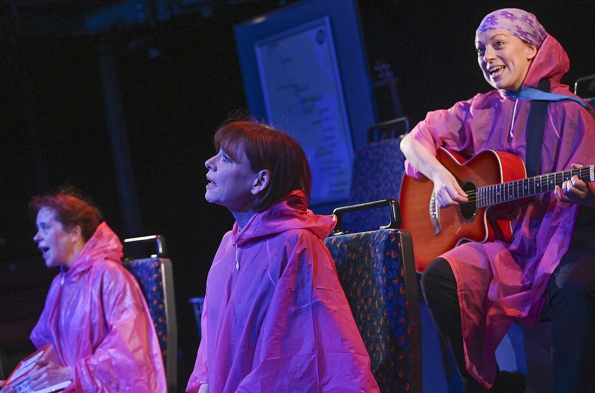 If you enjoyed Ladies That Bus in 2020 you can vote for it in the new play and/or regional play here. Voting closes Friday!

awards.whatsonstage.com