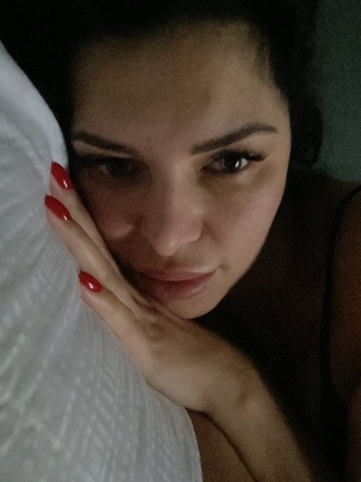 Today I&rsquo;m lazy princes! Don&rsquo;t wanna get out of my warm bad ☺️ https://t.co/2VRhAHfT3i<a href="/tag/cam4"class="tags"><span>#cam4</span></a>