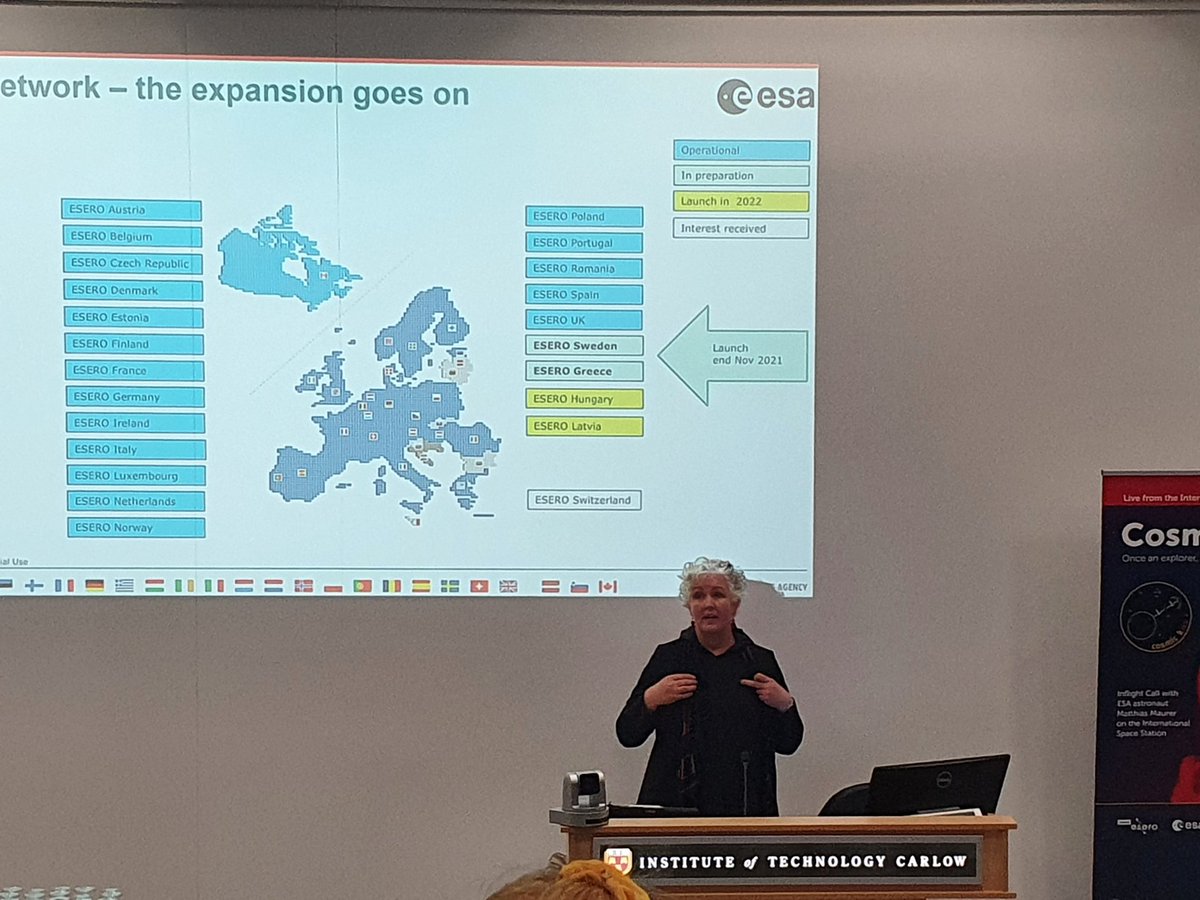 Stephanie O'Neil, ESERO Ireland Manager addressing the students <a href="/dr_niamh_shaw/">Dr. Niamh Shaw 🪐🌎☘️</a> @scienceirel  <a href="/esero_ie/">ESERO Ireland</a> <a href="/esa_education/">ESA</a> <a href="/itcarlow/">TraleeAds</a>