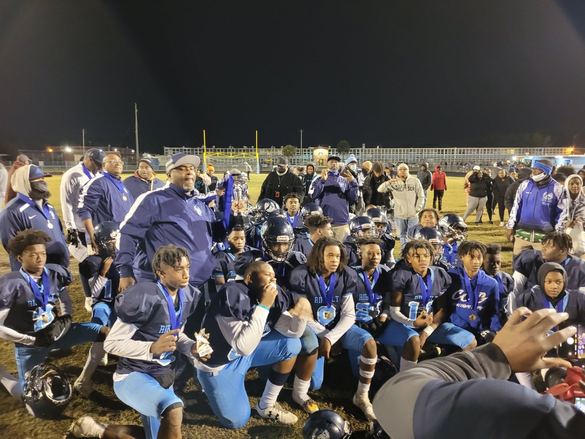 JeanRibaultMS's tweet photo. Congratulations to the 2021 Middle School City Football Champions! We did it again! Very proud of these young men! #backtoback #coltsprideiscitywide https://t.co/XQ78nCSmgE