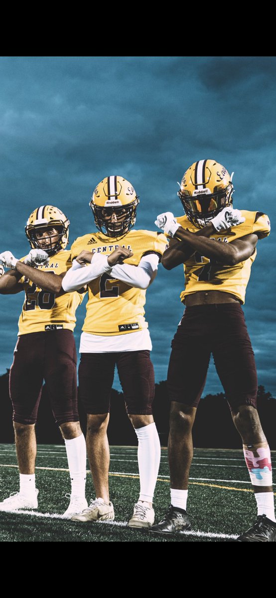Central_Reg_FB's tweet photo. Liberty

First Team Defense 

DL - Logan Brennan 
@logan_brennan_ 

DL (EDP) - Aaron Josa
@aaron_josa 

LB - Anthony Musso 
@AnthonyMusso11 

LB - Alex Bechtle 
@AlexBechtle 

DB - Danny Morris 
@mgbdanny07 

DB - Colin Steimle 
@ColinSteimle 

DB - Dom Fraulo
@FrauloDominick https://t.co/0vL4mA4EiB