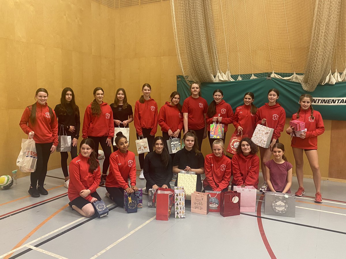 What a FANTASTIC response to our ‘Toy Appeal’ from our Tuesday groups - Reds, Warriors, Storm, Thunder, Lightening, Red Devils and Fusion. Councillor Tony Higgins joined us at Birchwood and thanked the girls, and their families for their generosity. Over 70 gifts donated💪🏻