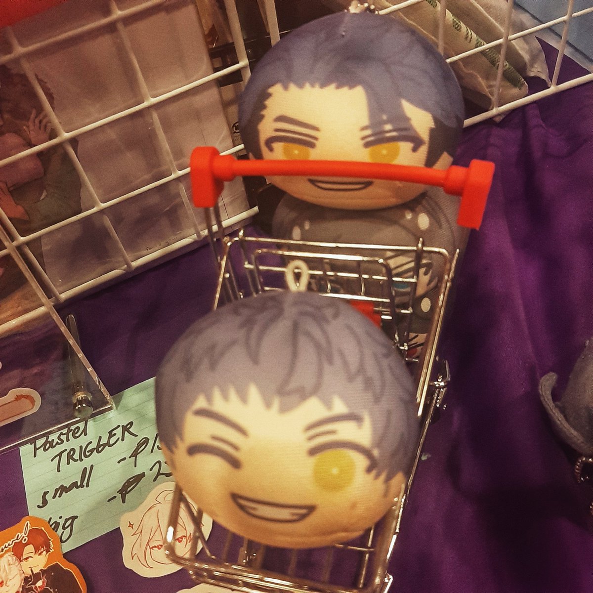9️⃣: hey hey! nii-chan, let me ride on the grocery cart!
🔟: ...sure. let's go with that.