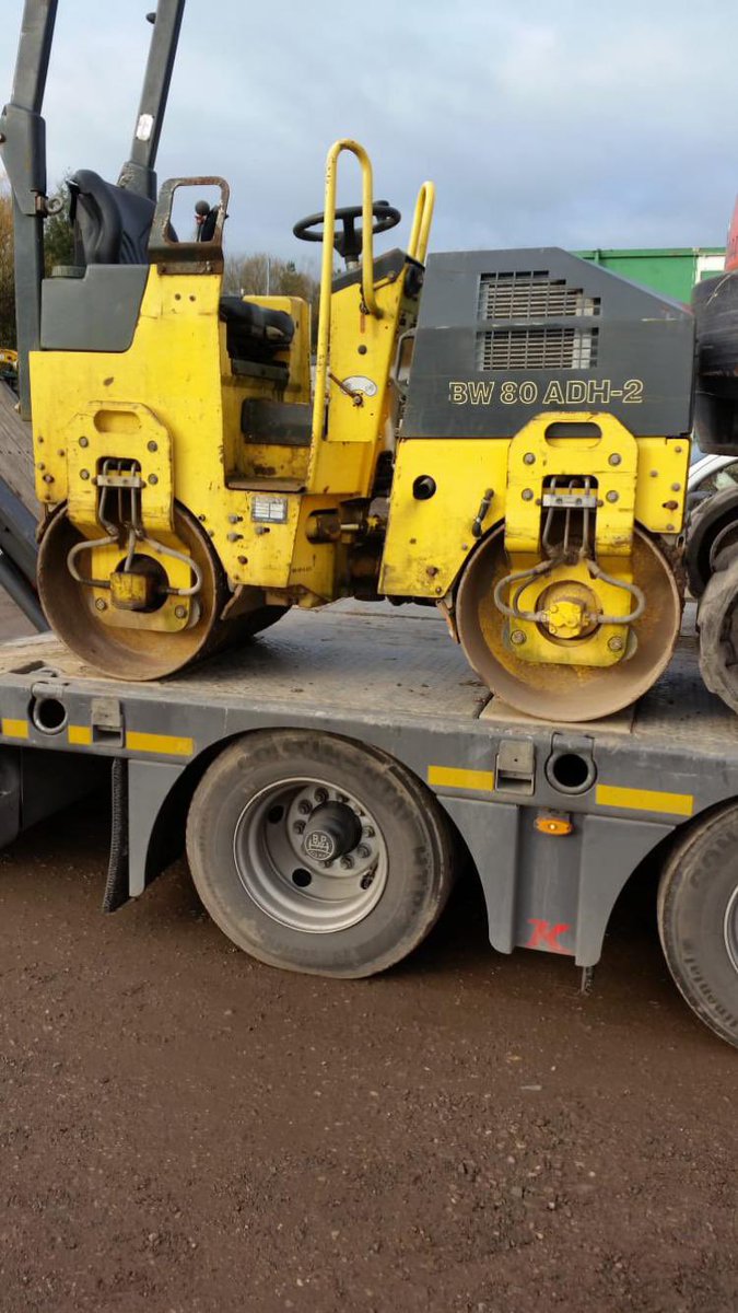 selladigger.com tweet media