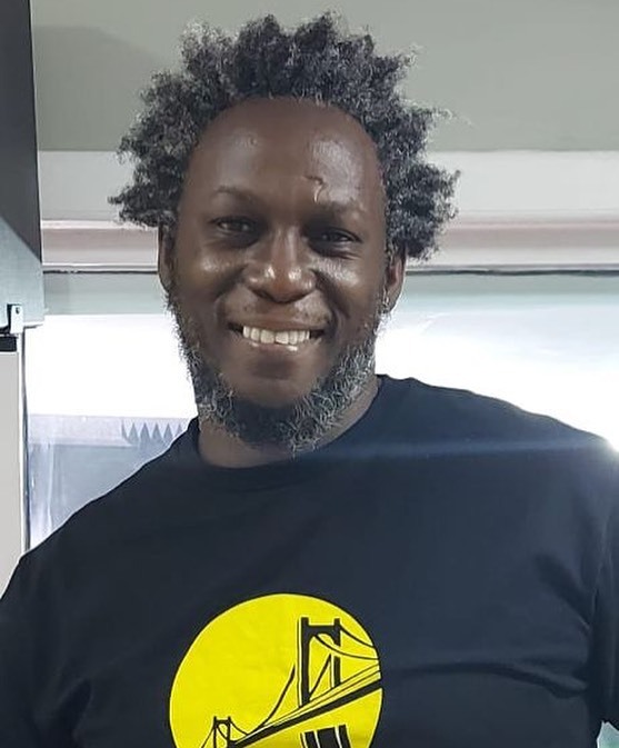 thebridge99fm's tweet photo. Our hardworking team at #bridge99 makes the dream work!

Meet Shawn, our technical coordinator.

Shawn is a family man who loves to laugh. He considers his family his greatest wealth and gift from God.

#BridgePeople #media #jamaica #technician https://t.co/vCUJvfmd9q https://t.co/52Shq3d1JV