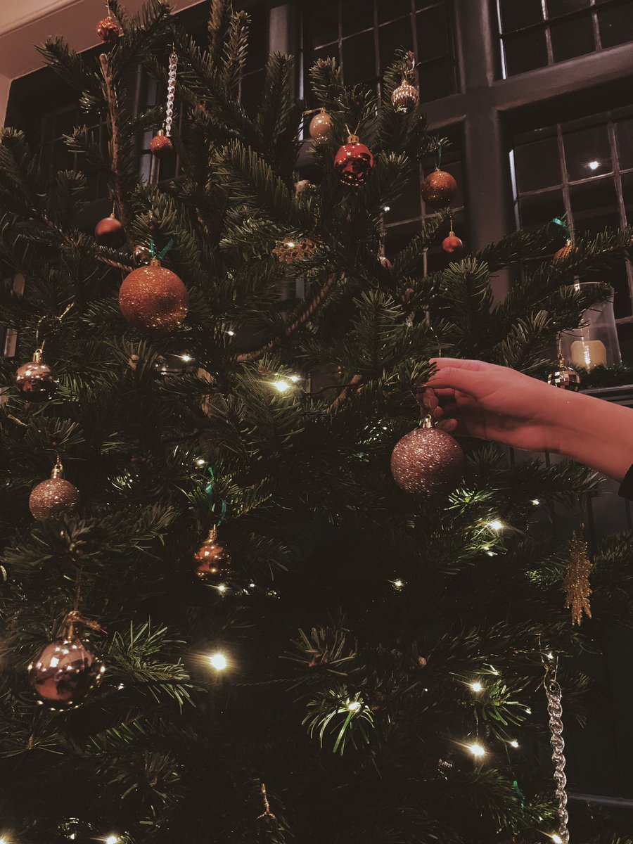 TheMoorfields's tweet photo. Itโs beginning to look a lot like Christmas!
#Christmas #GastroPub #BathPub #Family #Festive https://t.co/NH3lSkDm0Y