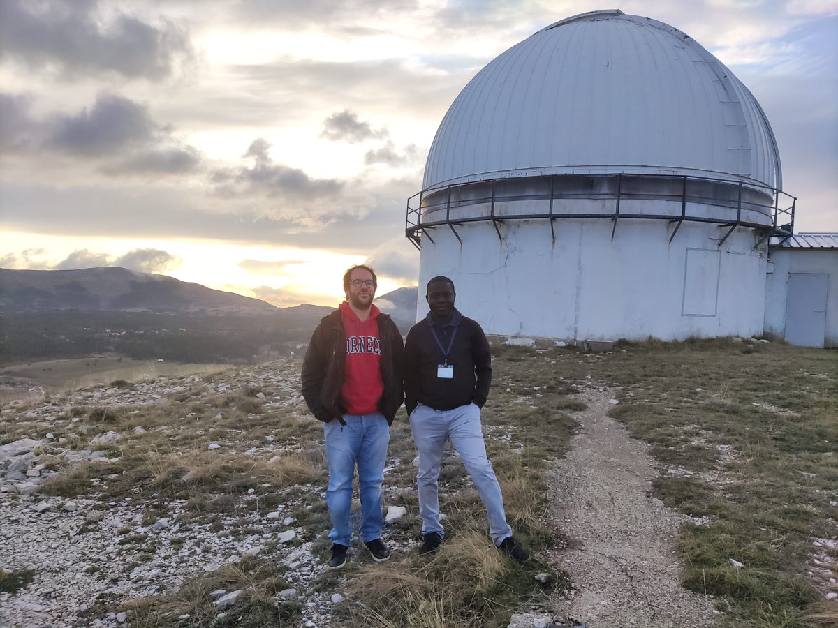 KamSZach's tweet photo. Un bon temps passé au Centre Pédagogique Planète Univers (C2PU) (@ObsCoteAzur) avec @EricLagadec ! Une prise en main de Omicron un des deux télescopes astronomiques professionnels de 1m de C2PU, sur le site de Calern, bons souvenirs de @OMM_Officiel! Ça inspire @AtmosCampus ! https://t.co/Lbav21ustg
