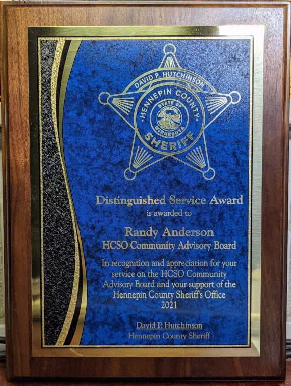 Randerson041's tweet photo. Last night @HennepinSheriff Dave Hutchinson surprised me with an award. In 2004 I was an on & off resident of the Henn Cty Jail. 17 years later getting this. #PowerOfRecovery #WeDoRecover #RecoveryIsPossible #RecoveryWorks #RecoverOutLoud #ThisIsWhatRecoveryLooksLike https://t.co/5OeoXnucKv