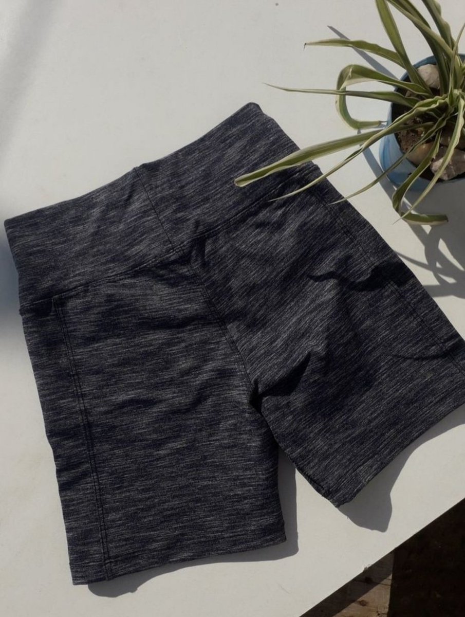 Calza Jahnisi, lycra de primera calidad, Talle 1 (36/38) $800
Envío sin cargo dentro de Nueva Córdoba
<a href="/VivirenP/">VivirenGralPaz</a>
<a href="/VivireNuevaCor/">VivireNuevaCórdoba</a>
<a href="/Compraventaserv/">Compra Venta y servicios córdoba</a>
<a href="/yo_nva/">YoVendoNvaCba</a>