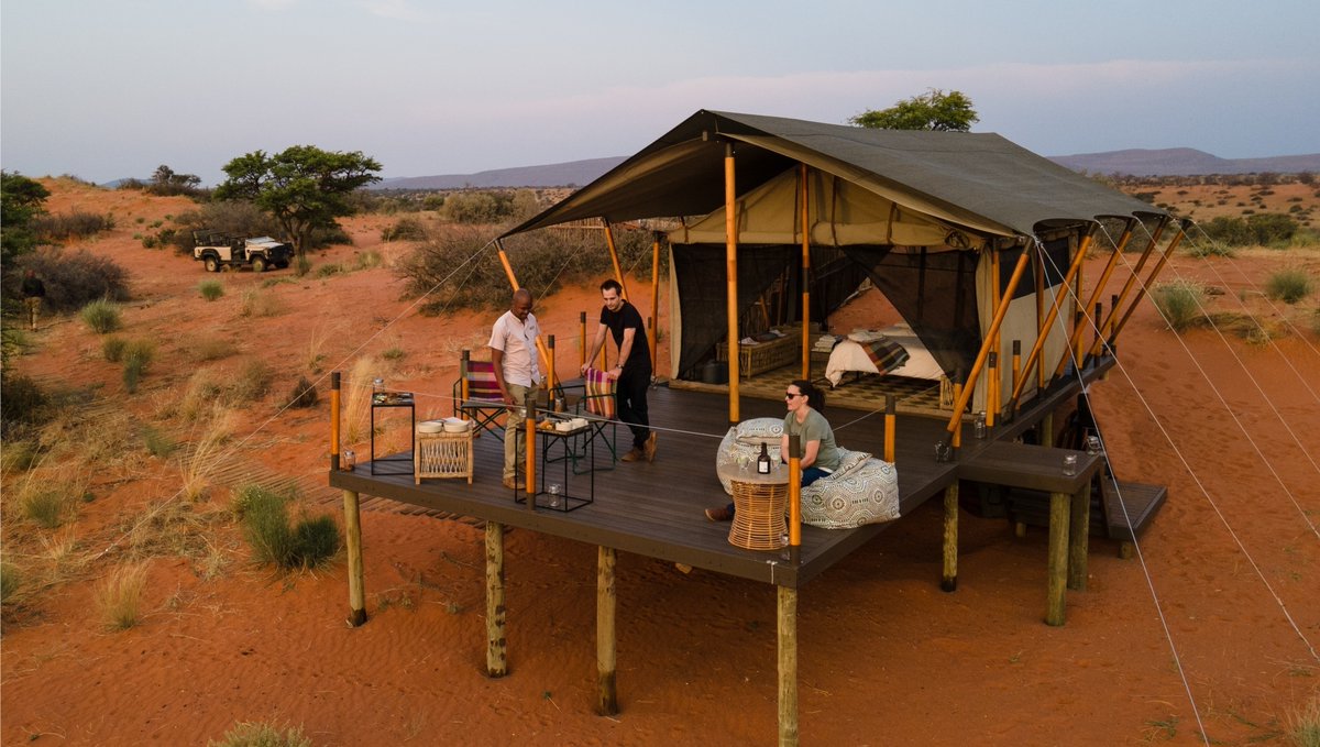 Tswalu's tweet photo. Would you spend a night under the stars in the middle of the Kalahari? The Malori is Tswalu’s under canvas experience. Whether reserved for romance or for family bonding time, it’s hard to beat.
https://t.co/VoEzCM1nwg
#luxurysafari #Starbed #stargazing #astrophotography https://t.co/ybcrF2TbVs