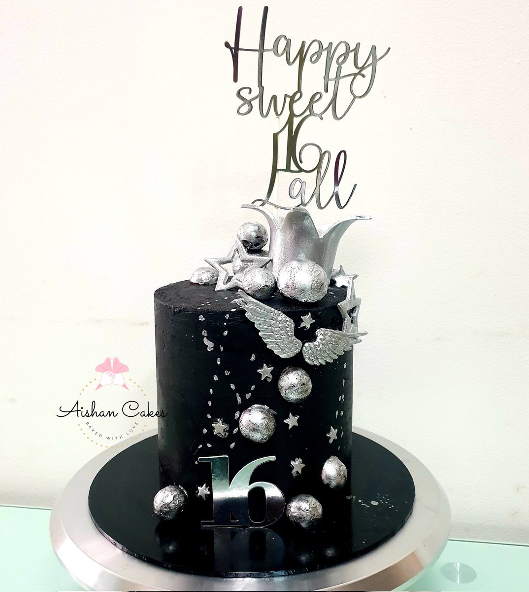 AishanCakes's tweet photo. #birthdaycake #buttercreamcake https://t.co/Cn8D7O5WWW