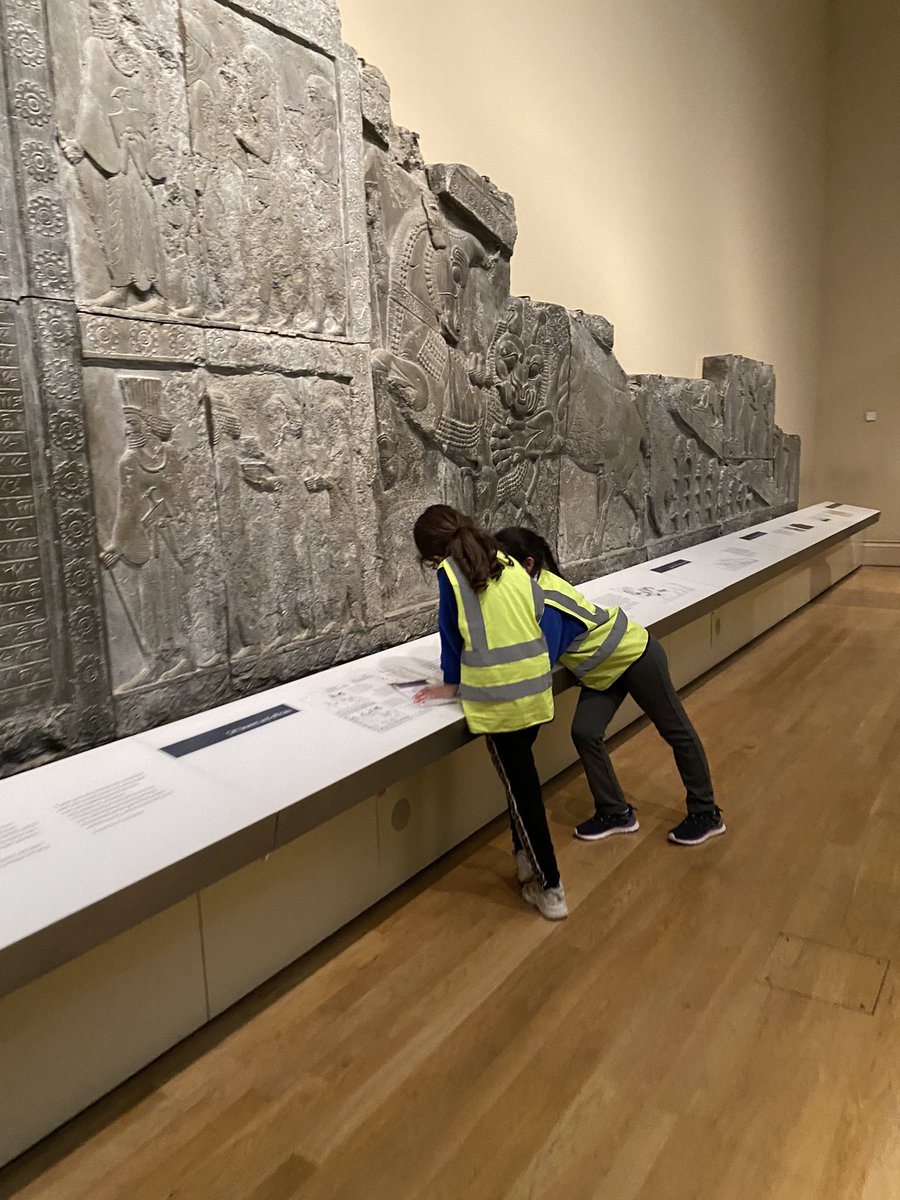 MsKBShaikh's tweet photo. 4W in there element at the British Museum, enjoying the different galleries, especially discovering artefacts found during Roman Britain! @britishmuseum @woodberrydownN4 @MSDinahW @NewWaveFed https://t.co/mTTglTDZr8