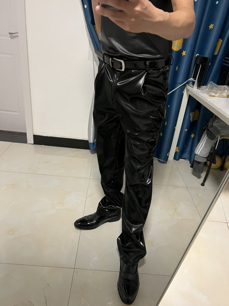 Leather Pants ๐ (@LeatherPants8) / Posts / X