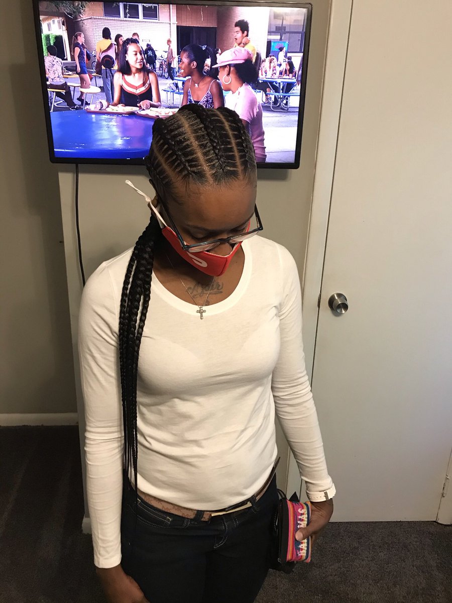 Hairpluganna's tweet photo. Stitch Braids 💕
ALL braid styles include hair ✅
Click the link in my bio for booking #ssu #gsu #scad #savannahbraider https://t.co/CR9258rS3U