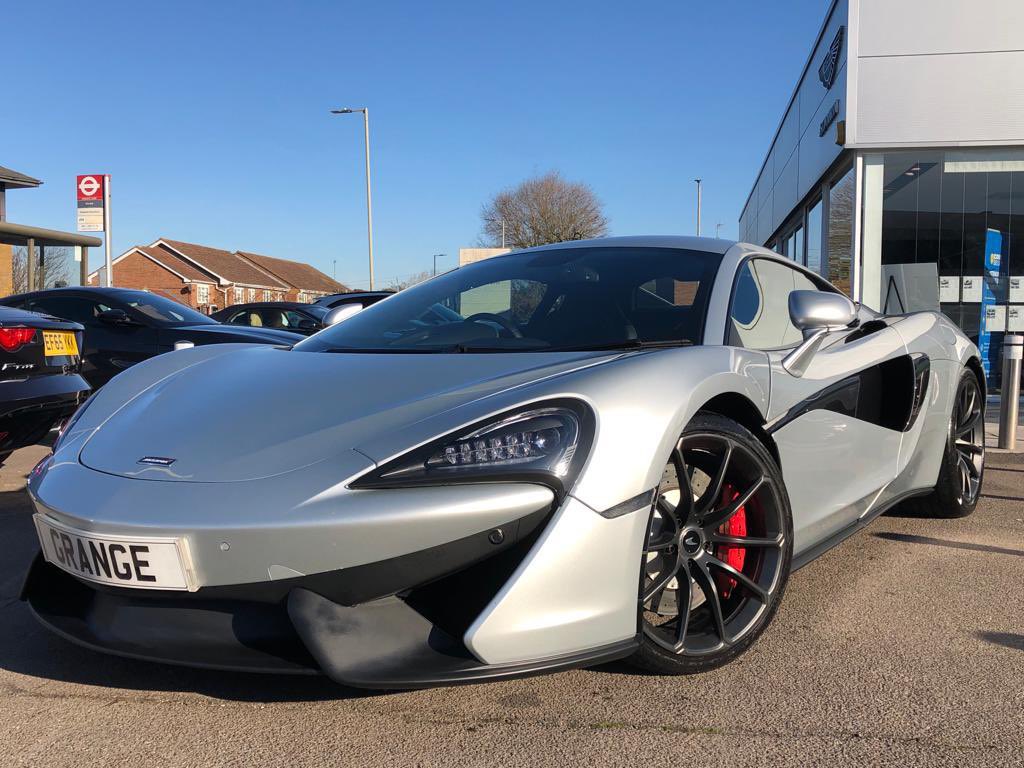 GRANGEMOTORS's tweet photo. Just arrived @BrentwoodAston McLaren 540C low mileage and immaculate condition, Silver with Jet Black Nappa leather interior, for more information visit our website or call the sales team on 01277 249555. #GrangeEngage #McLaren #540C
https://t.co/sDwohMKm1V https://t.co/j4eZIqUUkG