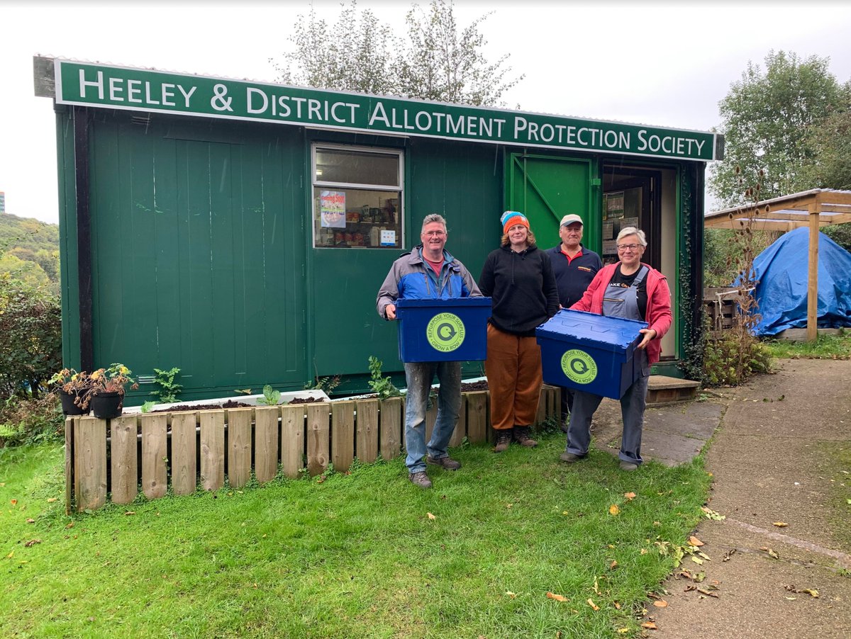 TheFoodWorksSHF's tweet photo. Weβd like to say an absolutely MASSIVE thank you to everyone who has supported the Food Works 2021 Grow a Row scheme π₯¦π₯π₯
We were able to repurpose over 2.5 TONNES of surplus fruit and vegetables β enough to make 5108 meals!
Find out more π https://t.co/gzWzfLKgvC
#GrowARow https://t.co/6qd5N48rcJ