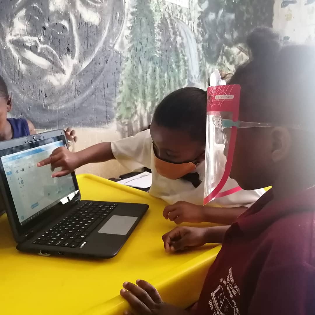 Siyafunda_ctc's tweet image. #siyafundactc🇿🇦 #codingmode👍
It's always great to share knowledge with the younger generation. Empowering them to grow in their communities.
#100daysofcode
#africacodeweek
#siyafundactc
#coding
#codingisfun
