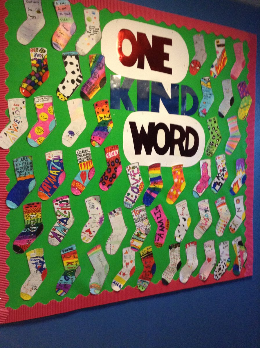 CRavenshead's tweet photo. Last week, the whole school took part in #AntiBullyingWeek. All of the children have written one kind word which has been displayed in the school as a reminder of the importance of always being kind ☺️@ABAonline https://t.co/1Amqh06fLB