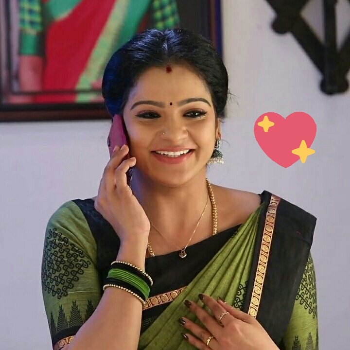 Mullaichitra2's tweet photo. Sirippai sitharavidathe sikki kondathu manam..
Advance happy birthday MULLAI (Nov 26)
@chithuofficial
#hbdchithumullaikathirvelan https://t.co/7DZKbEMLzl