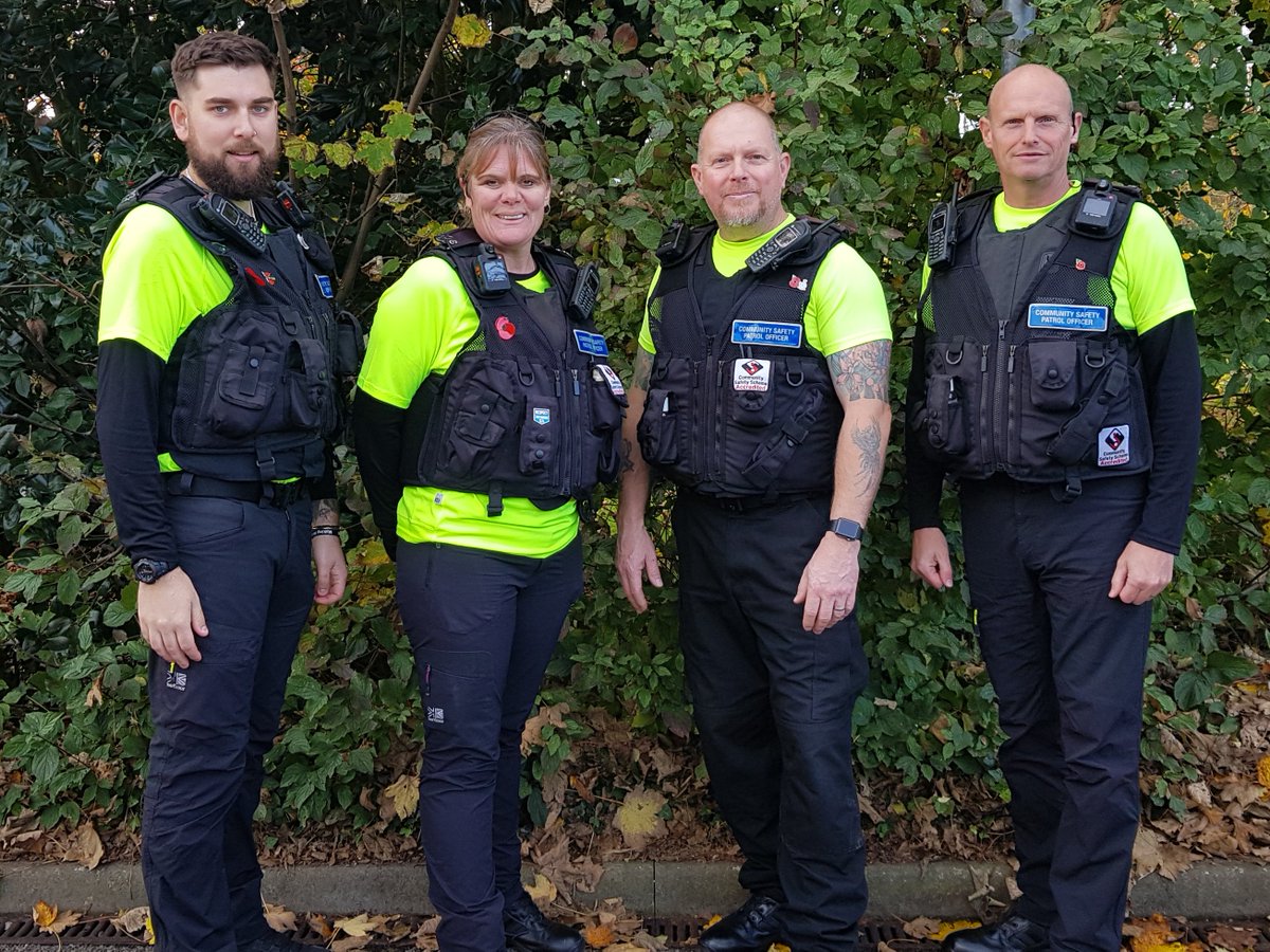 PatrolOfficers's tweet image. Hello, we are Sam, Sarah, Jason and Martin. We are on the beat in Weymouth seven days a week to make you safer. #weypatrols