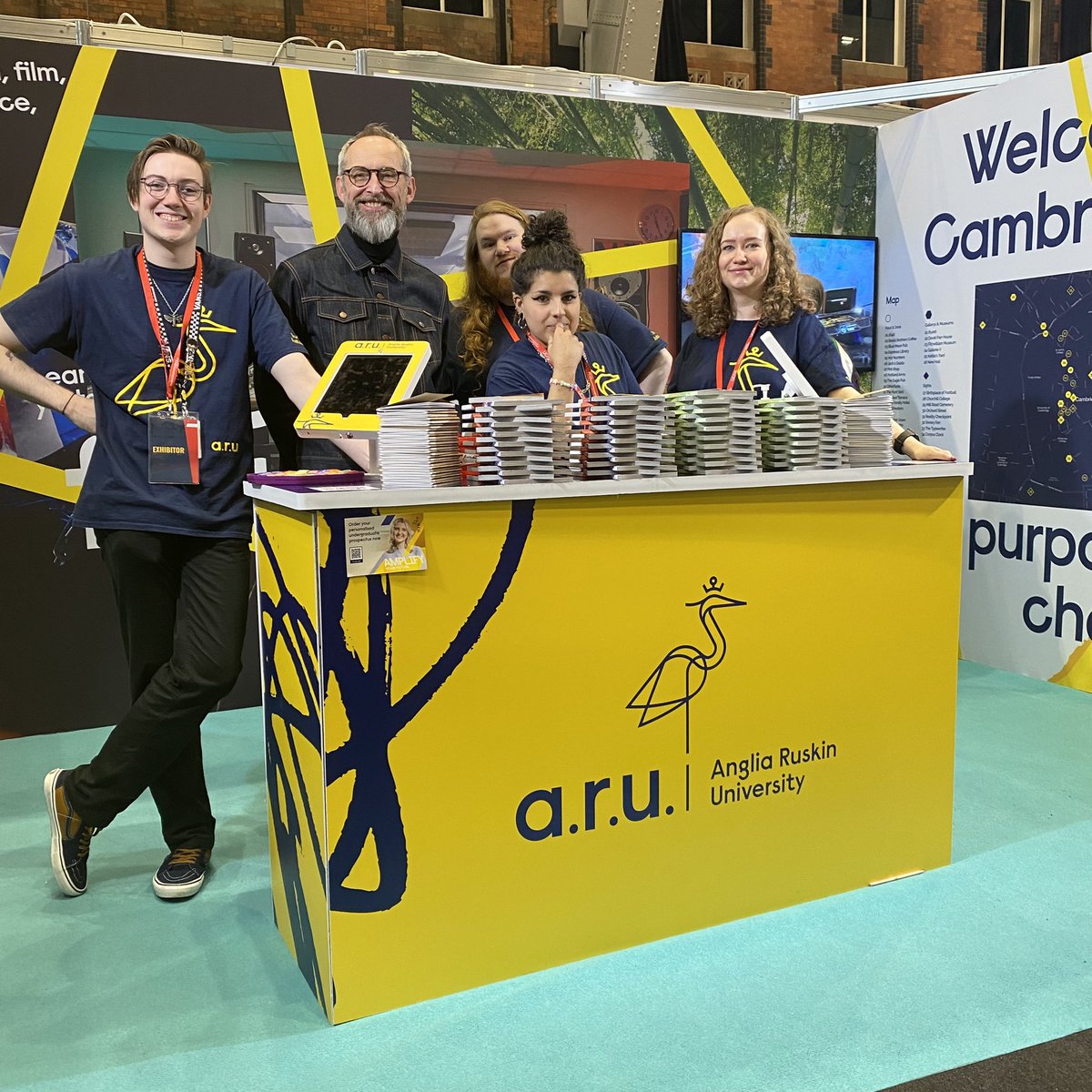Photography_ARU's tweet photo. We welcome the Head of Cambridge school of art Joe McCullagh. @ARUCreative @AngliaRuskin 🙂
We are still here till 3:30! #stand74 please stop by and say hello! Find out the courses we have to offer. #ucas #createyourfuture #manchester #aru #angliaruskin #cambridgeschoolofart https://t.co/ruWrcutCj5