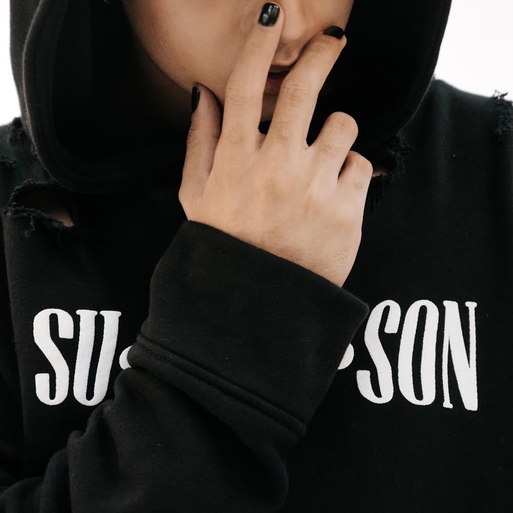 superior_son's tweet photo. 11.26.21 pre-order 💣 @keun16308352 https://t.co/hw9FNGx0np