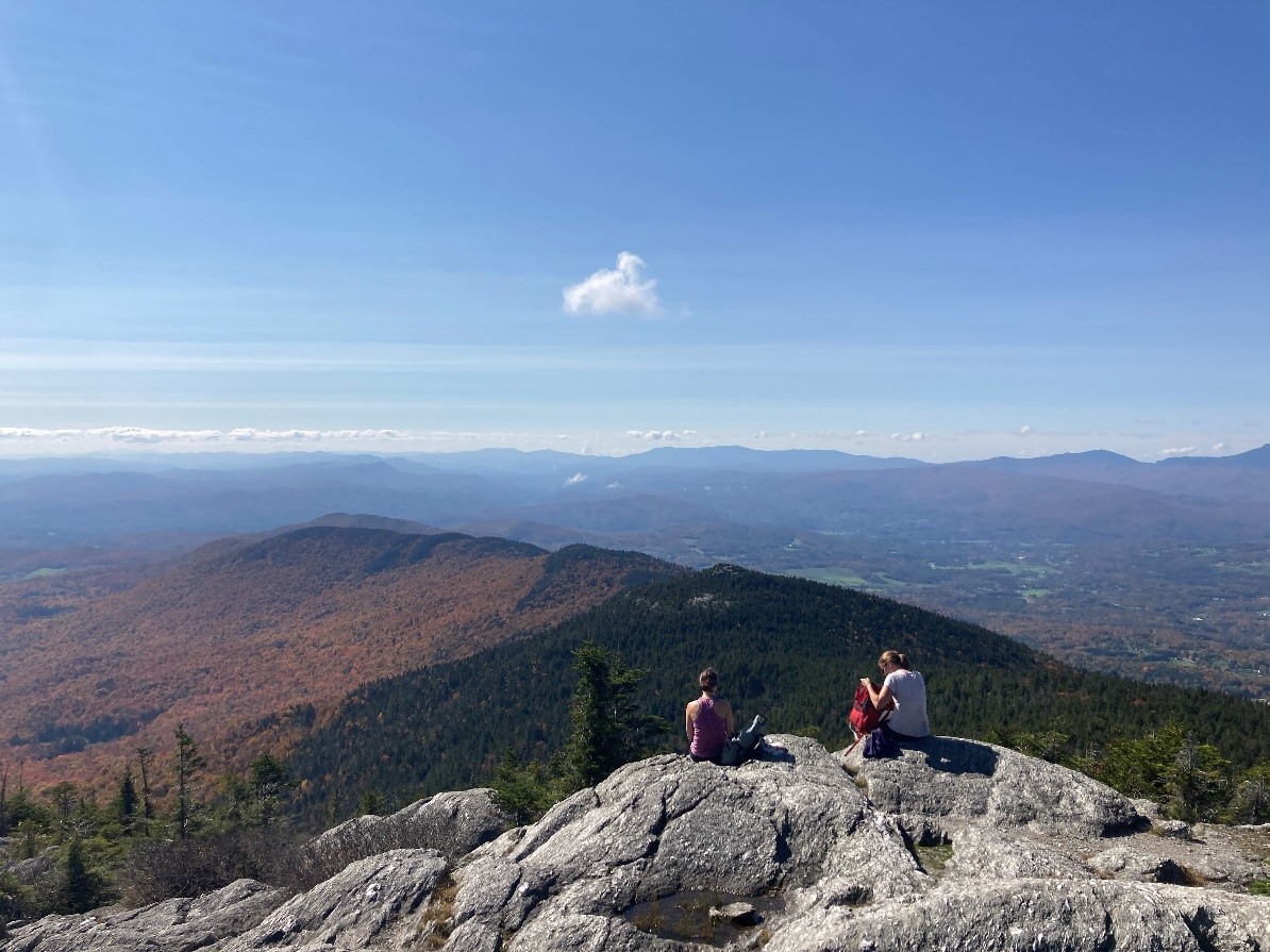 #VTFPR is hiring a Grant Programs Specialist to support outdoor recreation programs. Work with VT communities, enhance access to outdoor recreation resources, &amp; grow local economies! Learn more: bit.ly/30ILm9y.