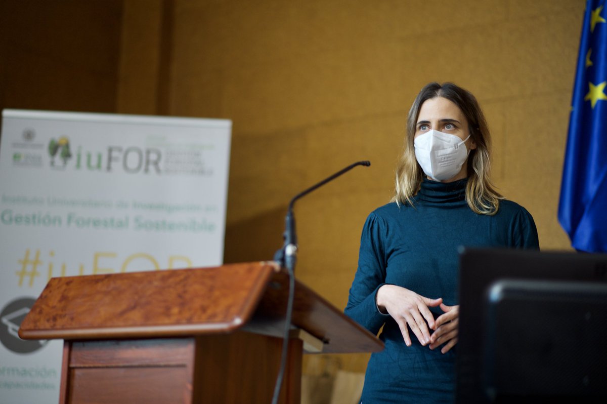 YoungForesters's tweet image. Por último:
🌳 Ruth Martin @Ruthcms @INIA_es 
💡Cristina Palomo-Garo @AceptaCookies de @sngular  #SmartGlobalEcosystems para el desarrollo de #AI para la gestión de ecosistemas #DataForest
✅ Víctor Alvarez de @ITAGRACT 
🌳 Raquel Martinez @foraforestech

#somosIUFOR #SoyForestal