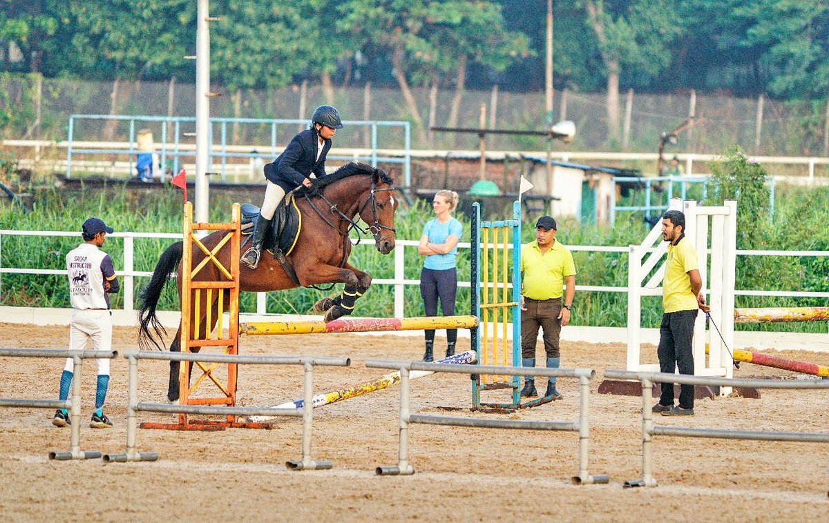 Amateurriders's tweet photo. Practice as you've never won, Perform as you've never lost.
#wednesdaywisdom #wednesdayview
#thingstodoinmumbai #events #horseriders #sports #dressagerider #dressage  #dressagehorse #showjumping #showjumpinghorse #showjumper #showjump #horsejumpingshow #horsejumping https://t.co/9VQdwaTaHI