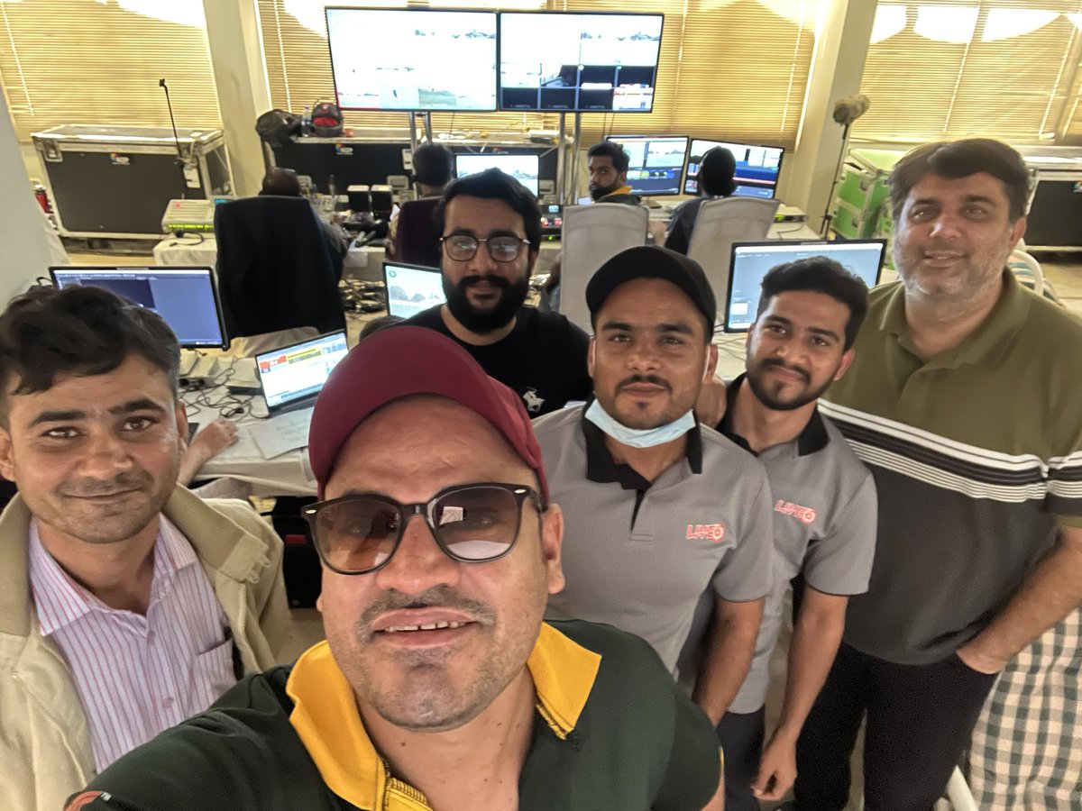 ShahidSelfie's tweet photo. Quaid e azam trophy π Karachi Day 1 #Broadcast #Sf360digital #Transmedia #TPT @aqeelsamar @farhanwrites @ShirazMughal17 @rehanmza @shahfaisalcric1 https://t.co/bPueSJvgCQ