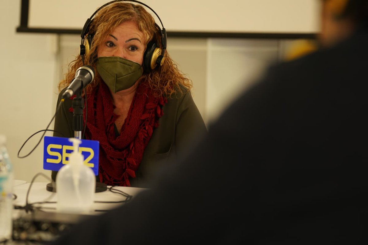 Fepamic's tweet photo. 📻 #Fepamic, protagonista en @HoyPorHoy con motivo de la Semana de la Discapacidad
🗣️ @SaritisimaRo: “Queremos que no se nos nieguen oportunidades”
📆 Descubre nuestro planning y la jornada de deporte adaptado con @clubtrotacalles y #MoverteDaVida
🎙️👇🏻
https://t.co/nGsmHnEbkd https://t.co/G5HGOJ6AsH