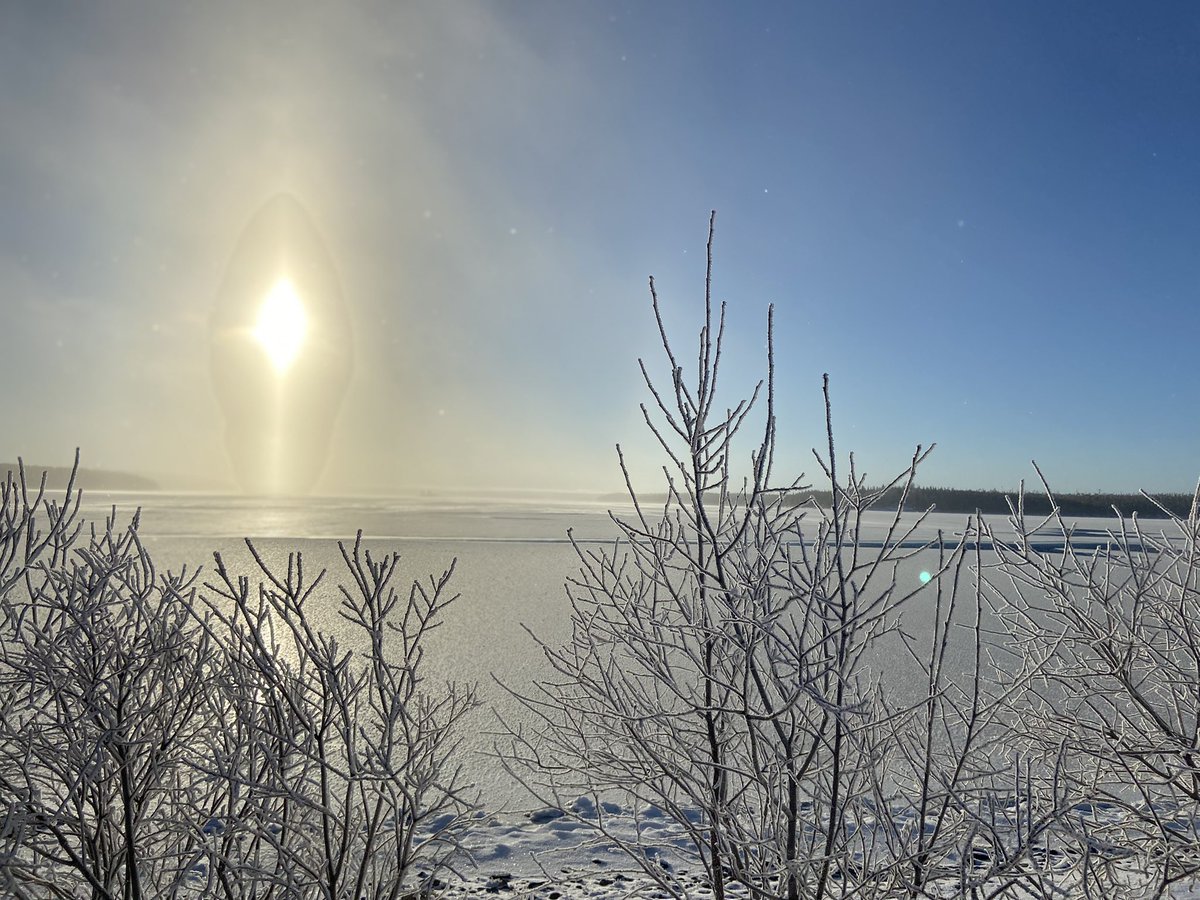killaBruins's tweet photo. Good morning from the Cree Nation of Mistissini. Lake finally freezing over #crispymorning https://t.co/GTatboyzfW
