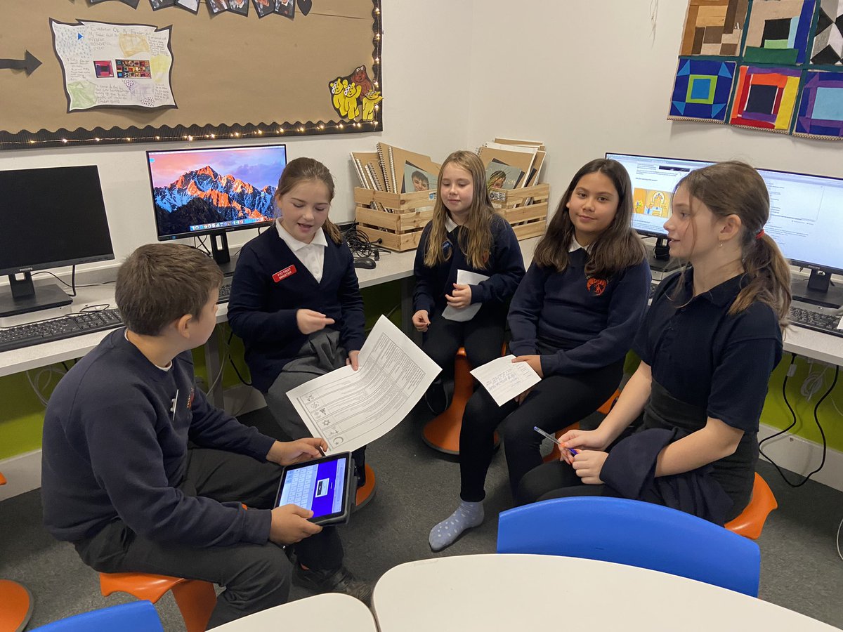 ysgolyddraig's tweet photo. #yydcaerdydd working #collaboratively and putting our knowledge to the test in our @Kahoot world religion quiz #yyddiversity #yydeic https://t.co/0lxwrMj8td