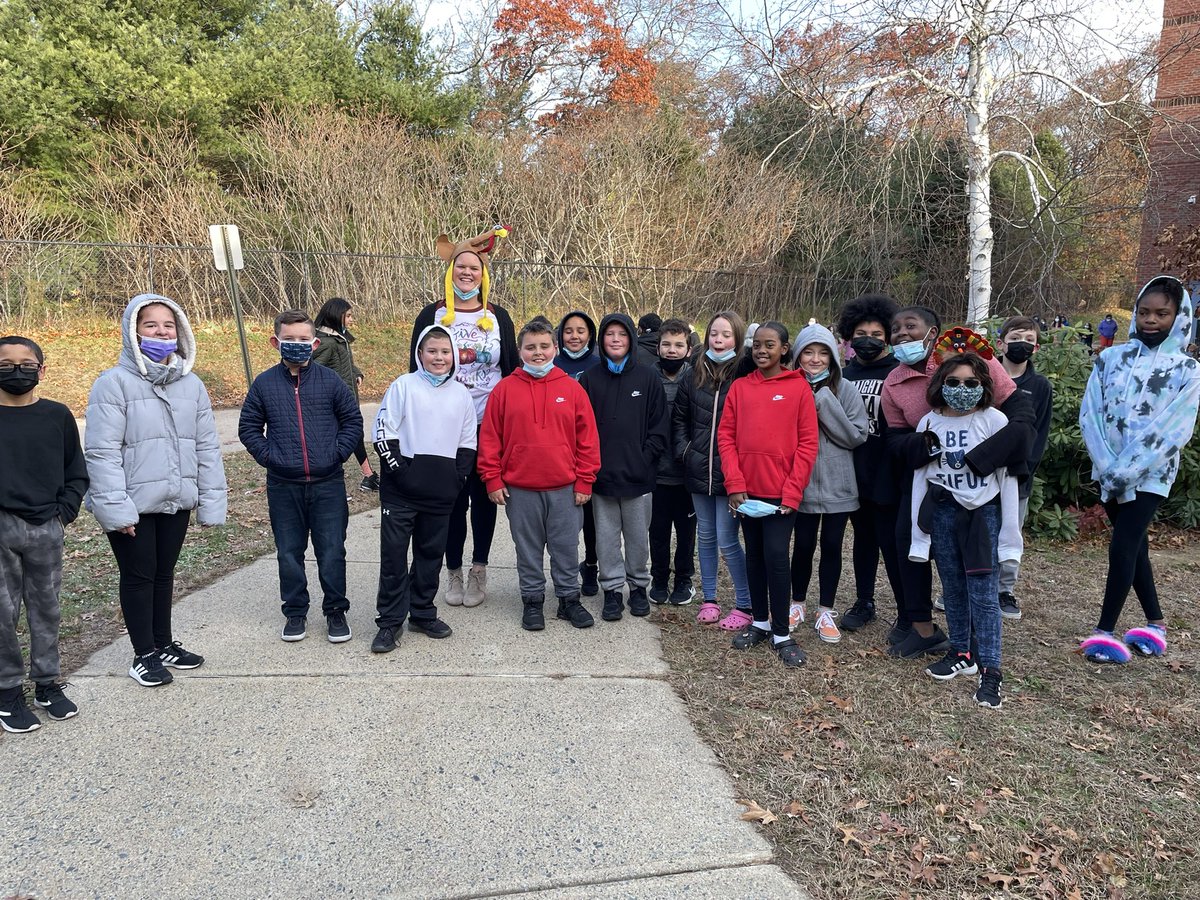 MrsCoute's tweet photo. Our Turkey Trot was a huge success! Wishing our entire Friedman Family a very Happy Thanksgiving! 🍁@Taunton_Schools https://t.co/Ss7qvvDJvA