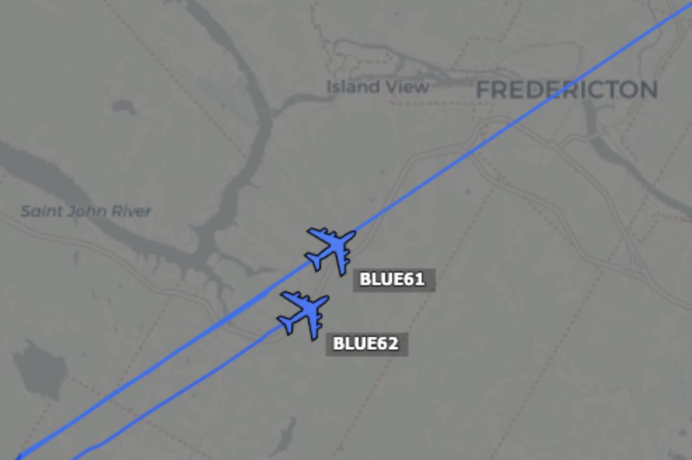 TheSnoopySnoop's tweet photo. @EHEH_Spotter 2nd pair showing as #BLUE61 &amp; #BLUE62 now 👍 https://t.co/3vOqJVMi03