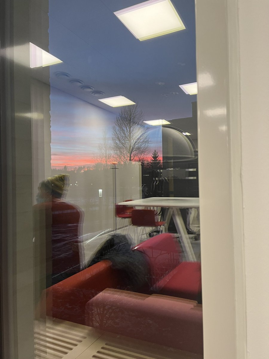 Studying while looking at this view from the window of the library 📚 #nofilter #Campus #library #DeadlineDay <a href="/MetropoliaBiz/">Metropolia Business School</a>