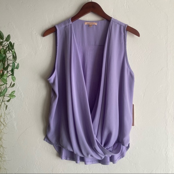 Jane22749's tweet image. So good I had to share! Check out all the items I'm loving on @Poshmarkapp from @MailersM #poshmark #fashion #style #shopmycloset #gibsonlatimer #unbranded: posh.mk/EbwECSzOrlb