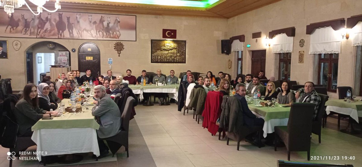 Şehit Semih Turgut Ortaokulu olarak bütün Öğretmenlerimizin Öğretmenler Gününü Kutlarız