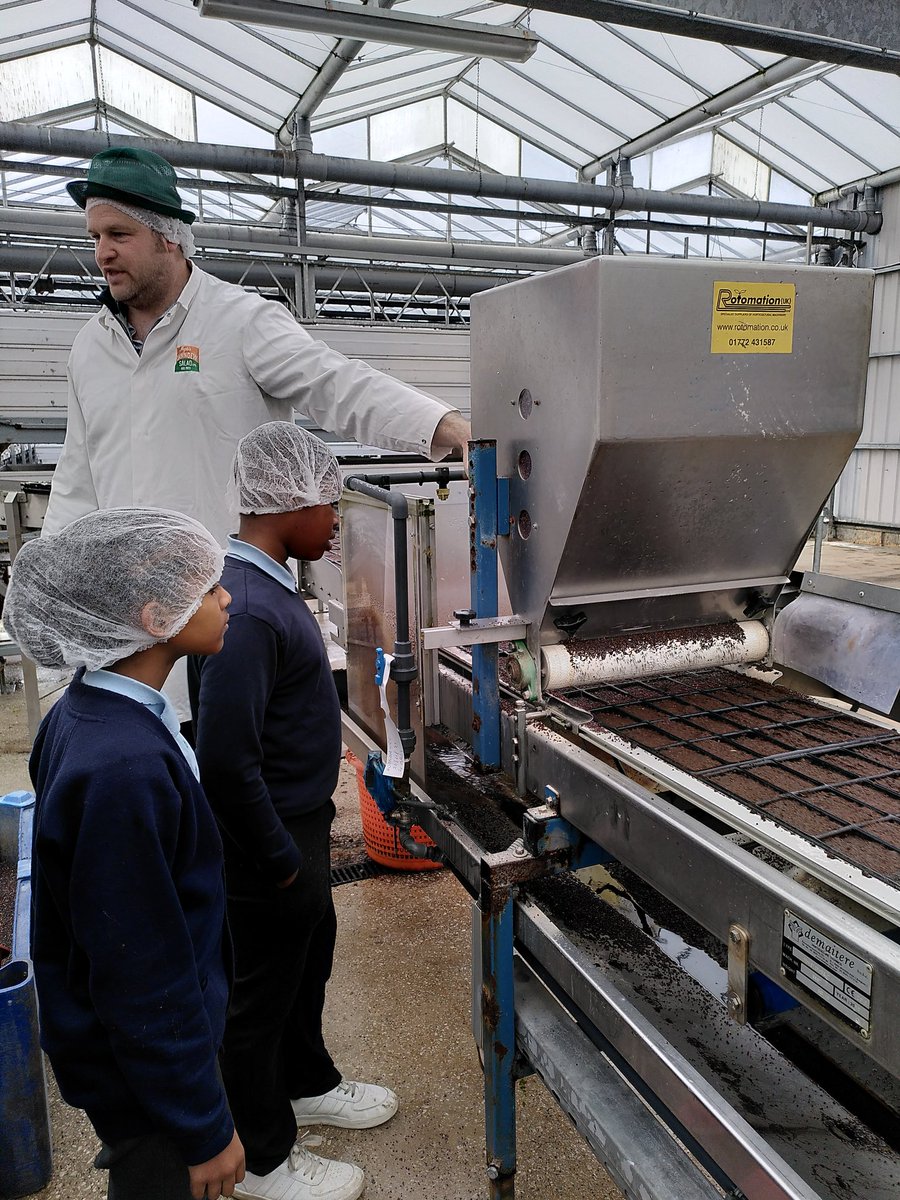 A massive thank you to <a href="/DawndewSalad/">DawndewSalad</a> and <a href="/keelingsfruits/">Keelings Fruits</a> for showing the @coopnightingale #greeninfluencer  how salad is grown . "What was your favourite part? Lucas "All the eating" generously funded by <a href="/keelingsfruits/">Keelings Fruits</a> <a href="/ernestcooktrust/">The Ernest Cook Trust</a> @iwill_movement celebrating #iwillweek