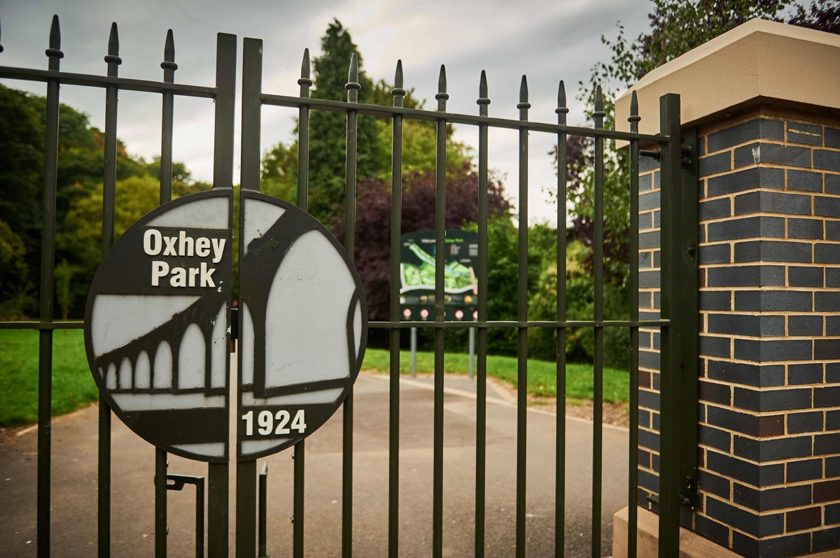 3 of Watford's parks have made it into the public's Top 15 Parks in the UK!

Thank you to <a href="/CassioburyFOCP/">FriendsOfCassioburyP</a>, <a href="/OxheyParkFoOP/">Friends of Oxhey Park</a> and <a href="/VeoliaUK/">Veolia | UK</a>, who look after our treasured parks and make them such fantastic places for everyone to enjoy!

watford.gov.uk/news/article/6…