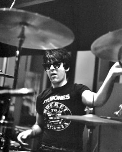    Happy birthday Elvis Ramone! 