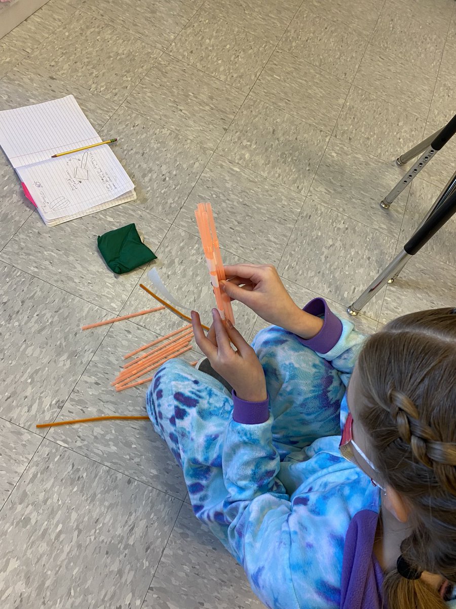 bongioha's tweet photo. Building has officially begun here in 5B! @Nwesnh #STEMday #kidengineer https://t.co/lv3G4WyuoW