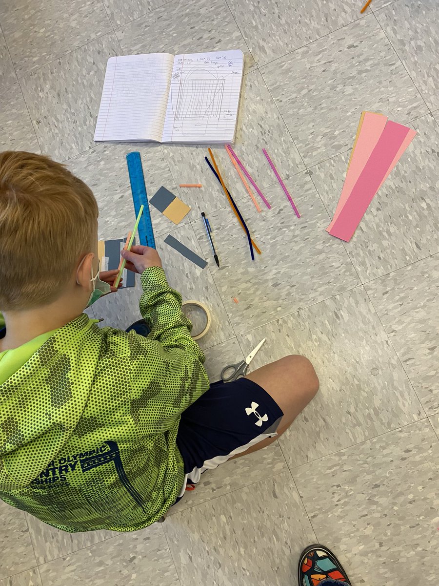 bongioha's tweet photo. Building has officially begun here in 5B! @Nwesnh #STEMday #kidengineer https://t.co/lv3G4WyuoW