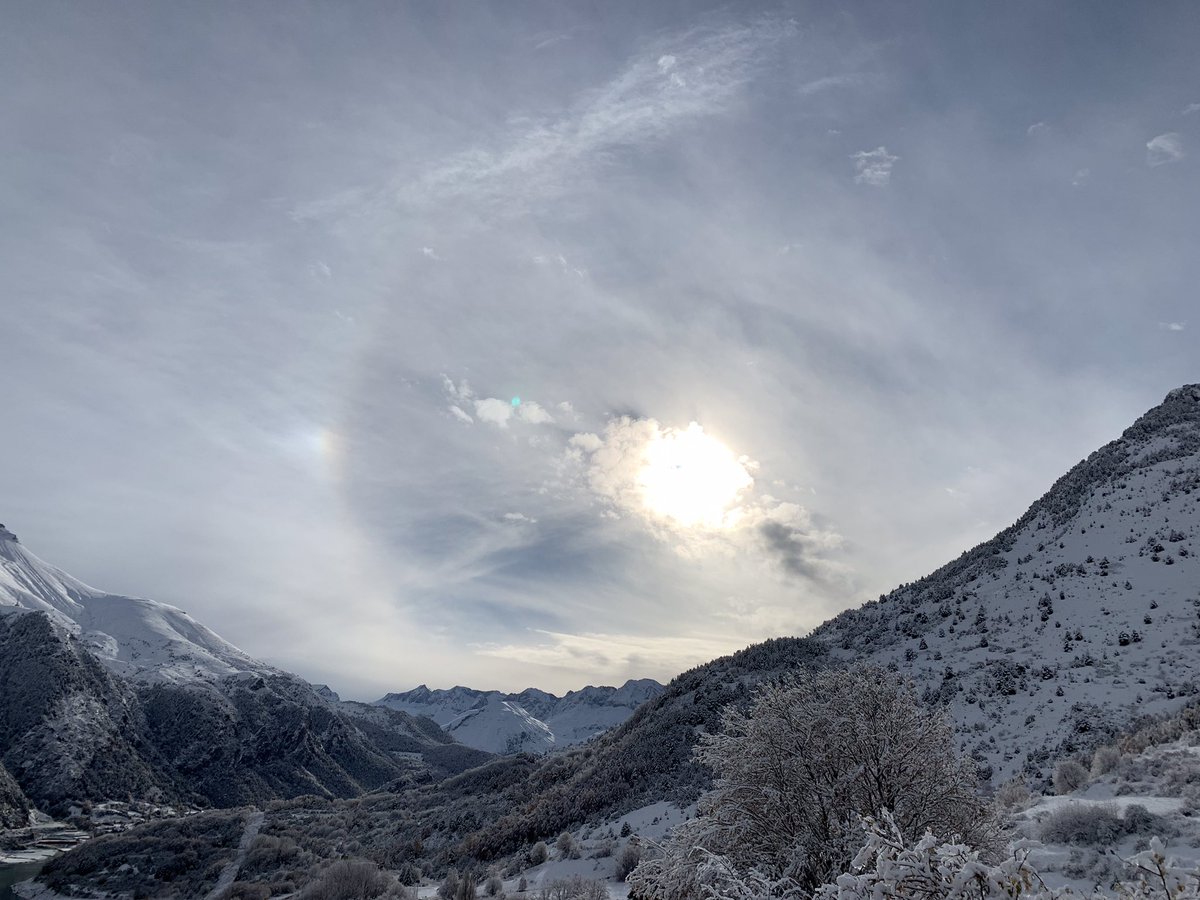 ¡Cómo se ha quedado el <a href="/Valletena/">Valle de Tena</a> ! 😍❄️