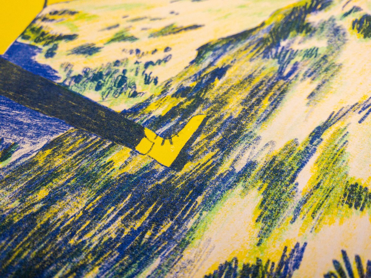 I made a book! 🌟

Written by myself and Illustrated by Emily Ford, the story follows my fathers passion for folding items.

Risograph printed on recycled paper, doubling up as a book and a poster—best of both worlds.

Printed by <a href="/risottostudio/">RISOTTO</a> 

etsy.com/uk/listing/111…