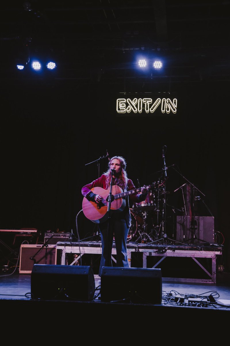 EXIT_IN's tweet photo. got back to our roots with #RileyDowning, #willyteataylor, & @KassiValazza last night 👏 | 11.11.21
📷: @julesinnash https://t.co/wulbdyKZVB